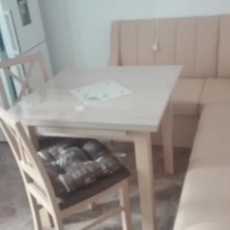 Апартаменти Apartament Ioan Socec Брашов