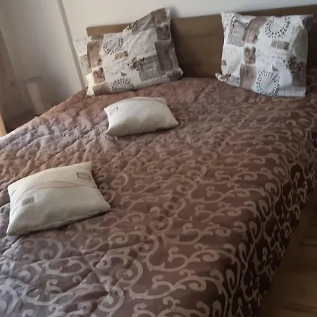 Апартаменти Apartament Ioan Socec *